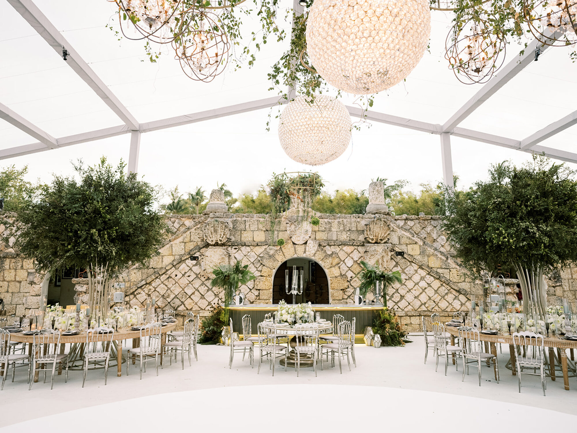 Darien & Sean — built environment by Eccentrico Studio, Casa de Campo, DR